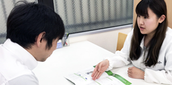 店舗でのご飲用相談風景